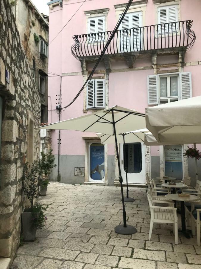Rooms&Studio Apartments Šibenik Buitenkant foto
